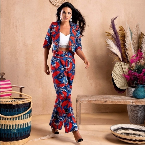 Beautiful custom-made vibrant, color 100% cotton two-piece suit - Picture 1 of 16